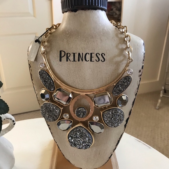 Chico's Jewelry - State meant necklace